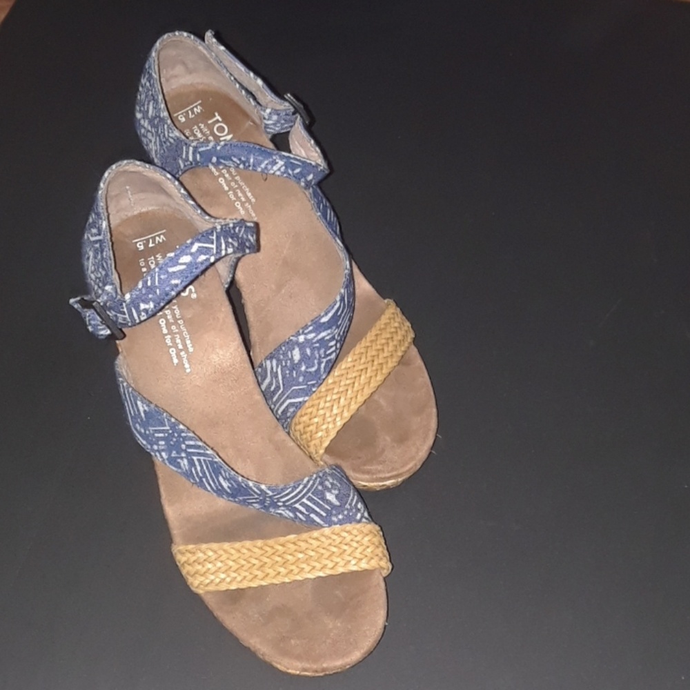Tom's Wedges